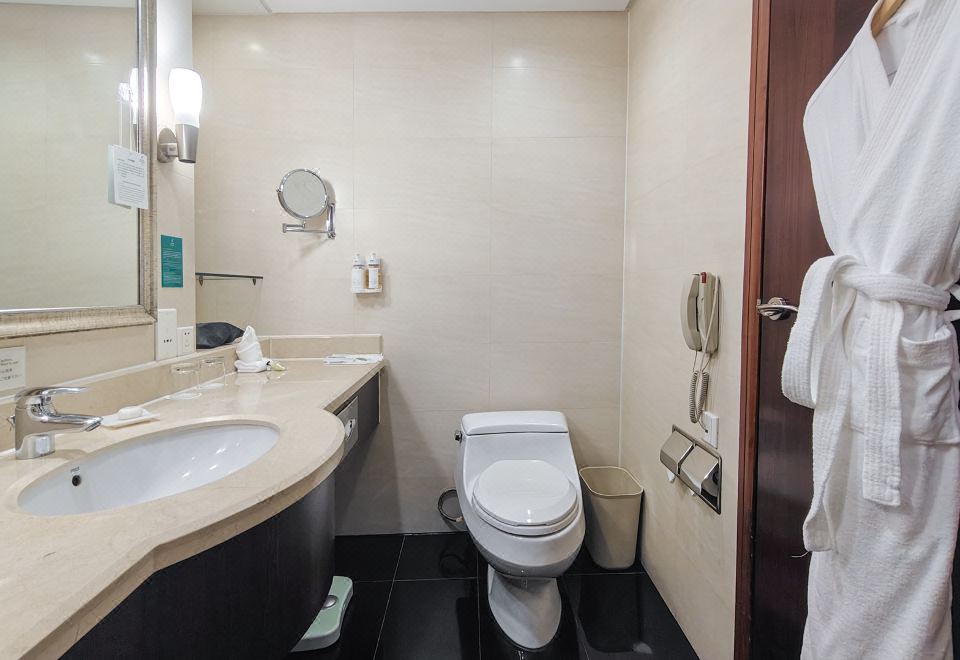 行政豪华大床房