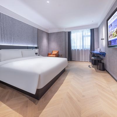 精選大床房（Mini小冰箱+新風系統+可投屏65寸電視） 福州三坊七巷輕居飯店優惠