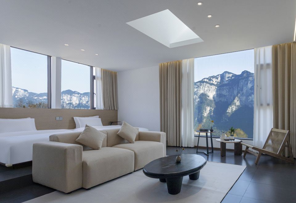 峽谷景觀親子套房（浴缸+超大客廳+75寸小米電視）