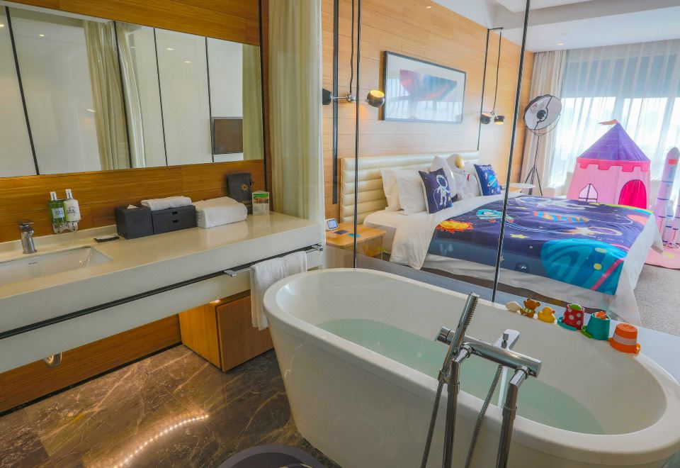 小小宇航员亲子超级大床房『深泡浴缸+童趣小帐篷』