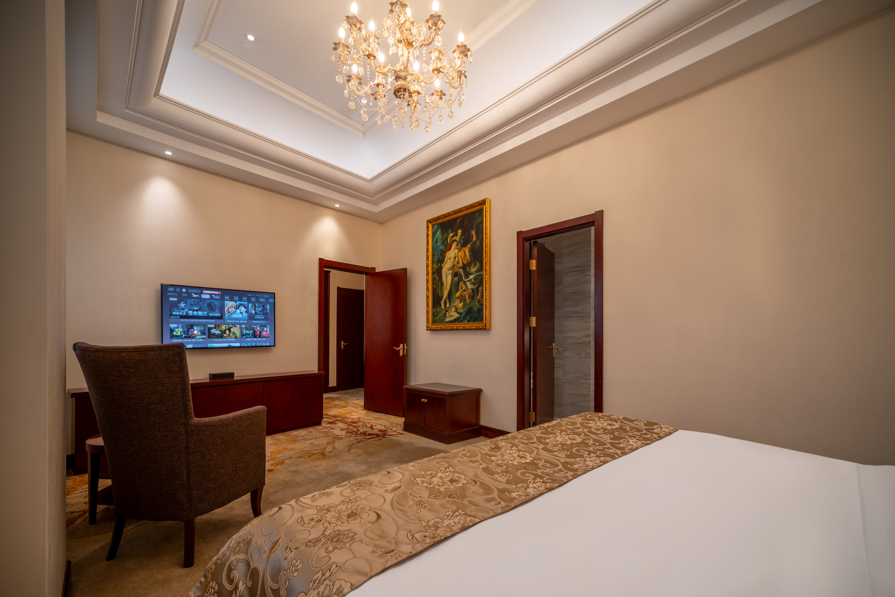 巴黎至尊豪華套房·靜謐會客廳·豪華浴缸·潤境加濕器