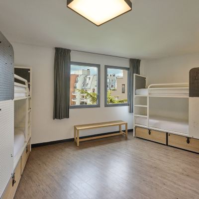 私人十人房帶私人衛浴 巴黎發電機旅館優惠