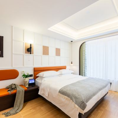 觀星嶼·輕奢城景·大床房 蔦島海景潮宿（廈門中山路步行街輪渡碼頭店）優惠