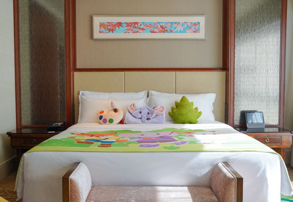 「诺亚的丛林探险」亲子尊贵豪华江景大床房