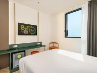 B&B HOTEL Pesaro Des Bains Hoteles en 