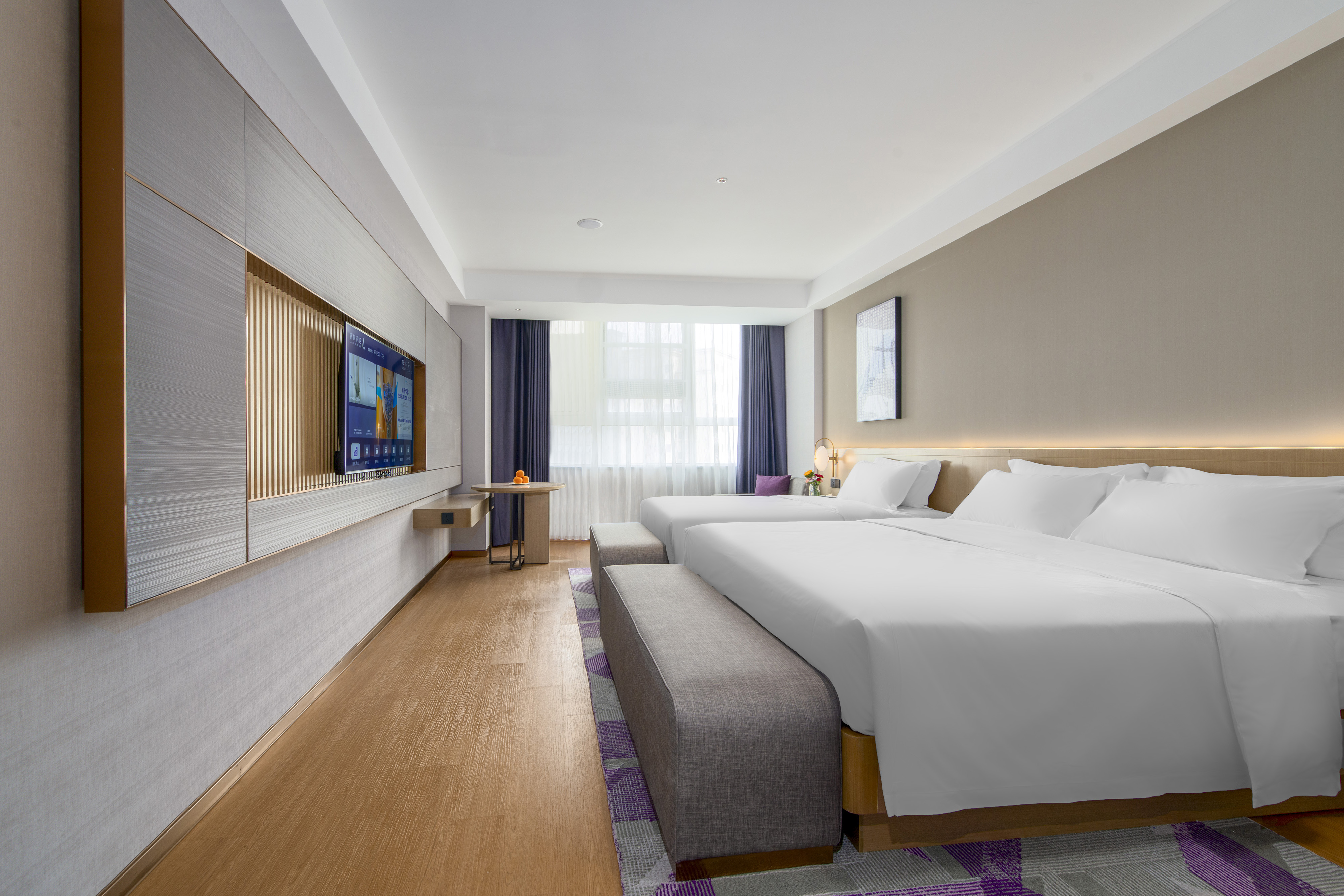 Lavande Hotel (Tianjin Zhongxin Ecological City Jijing Tiandi Branch)家庭房（慕思品牌床垫+小冰箱+电视投屏+城市街景）