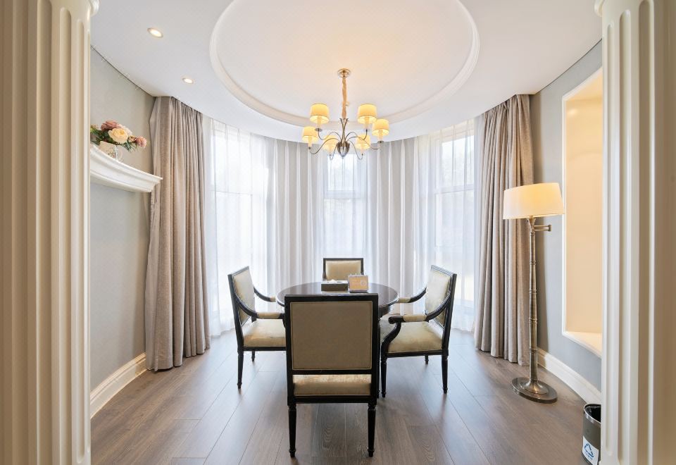 高级景观大床套房