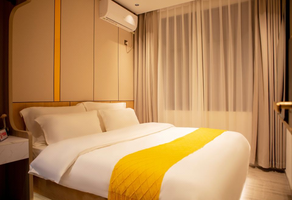 Moketingyuan Homestay Cozy Attic Double Bed Room