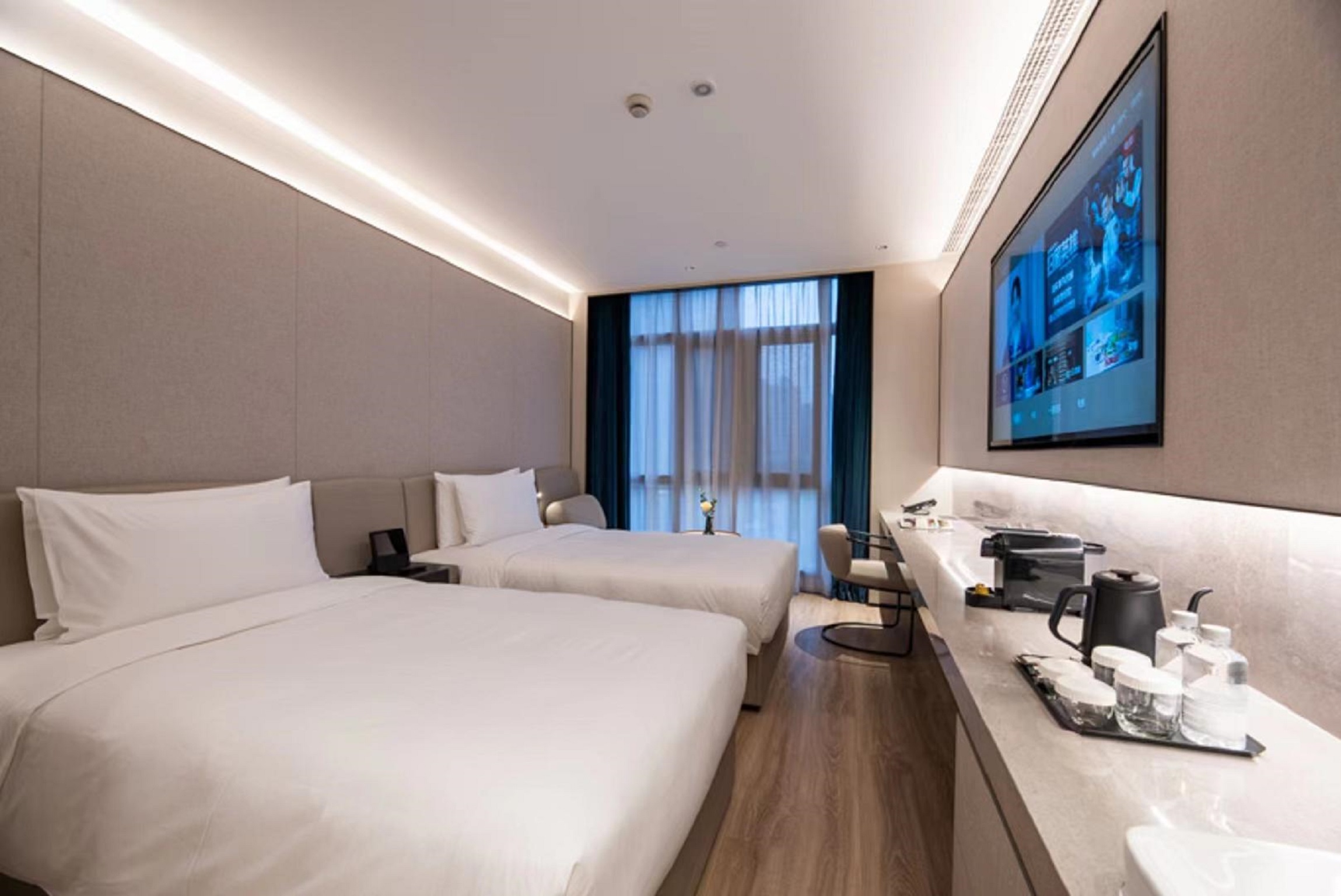 豪华双床房（私享Coffee机+手机投屏+冰箱minibar）