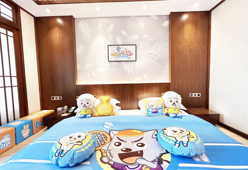 Baihualin Hot Spring Valley HotelPleasant Goat And Big Big Wolf Theme Family Double Bed Room