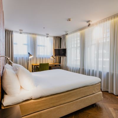Junior Suite Hotel de Hallen Promo Code