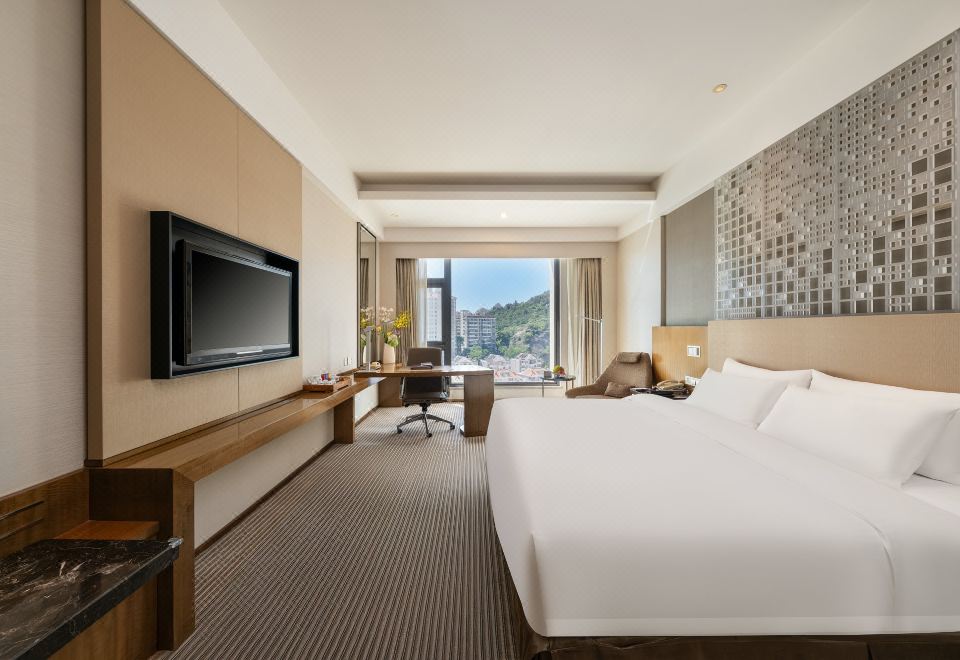 豪华行政大床房