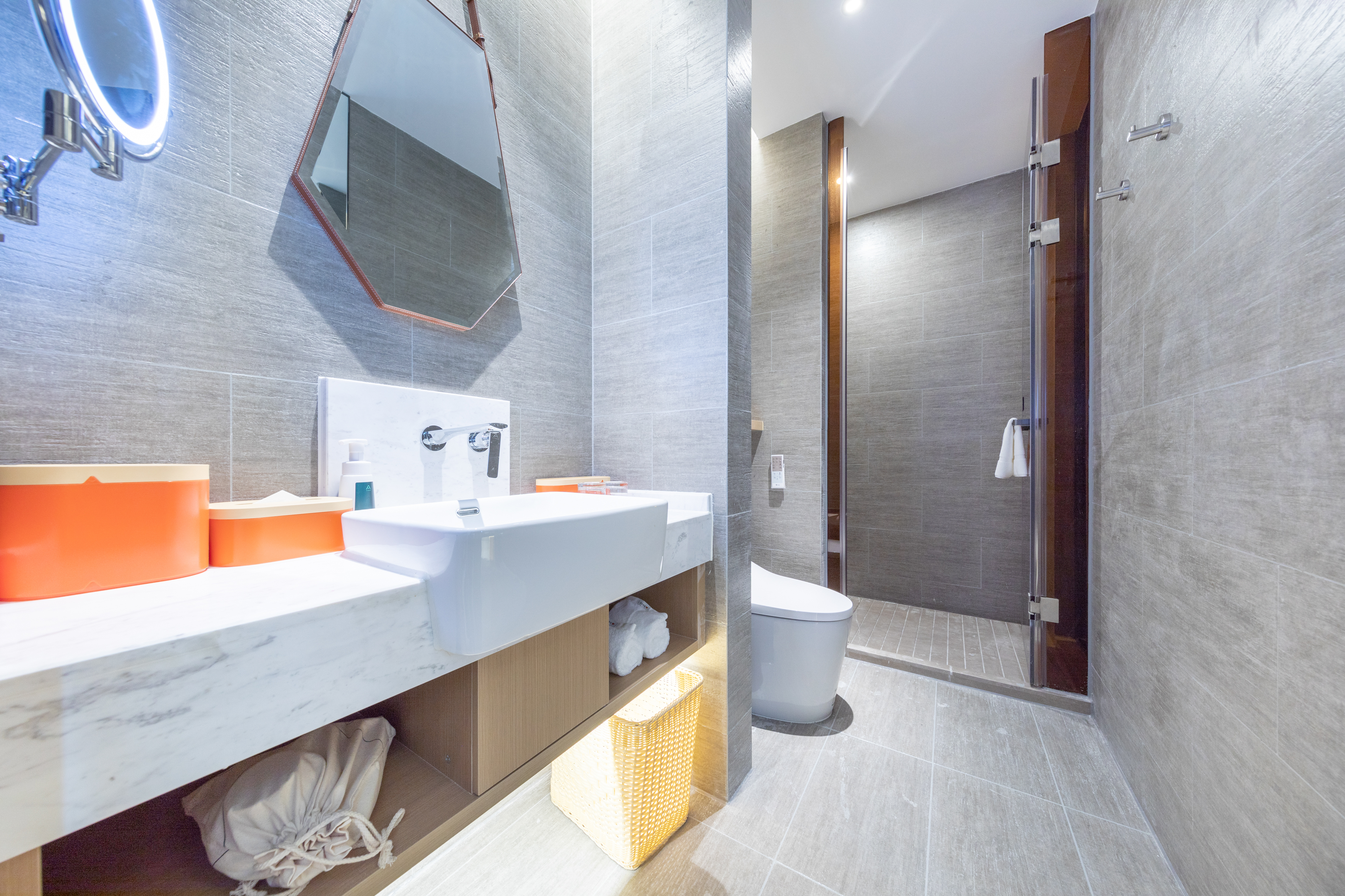 几木大床房（投屏电视+小冰箱+智能马桶+空气净化器）