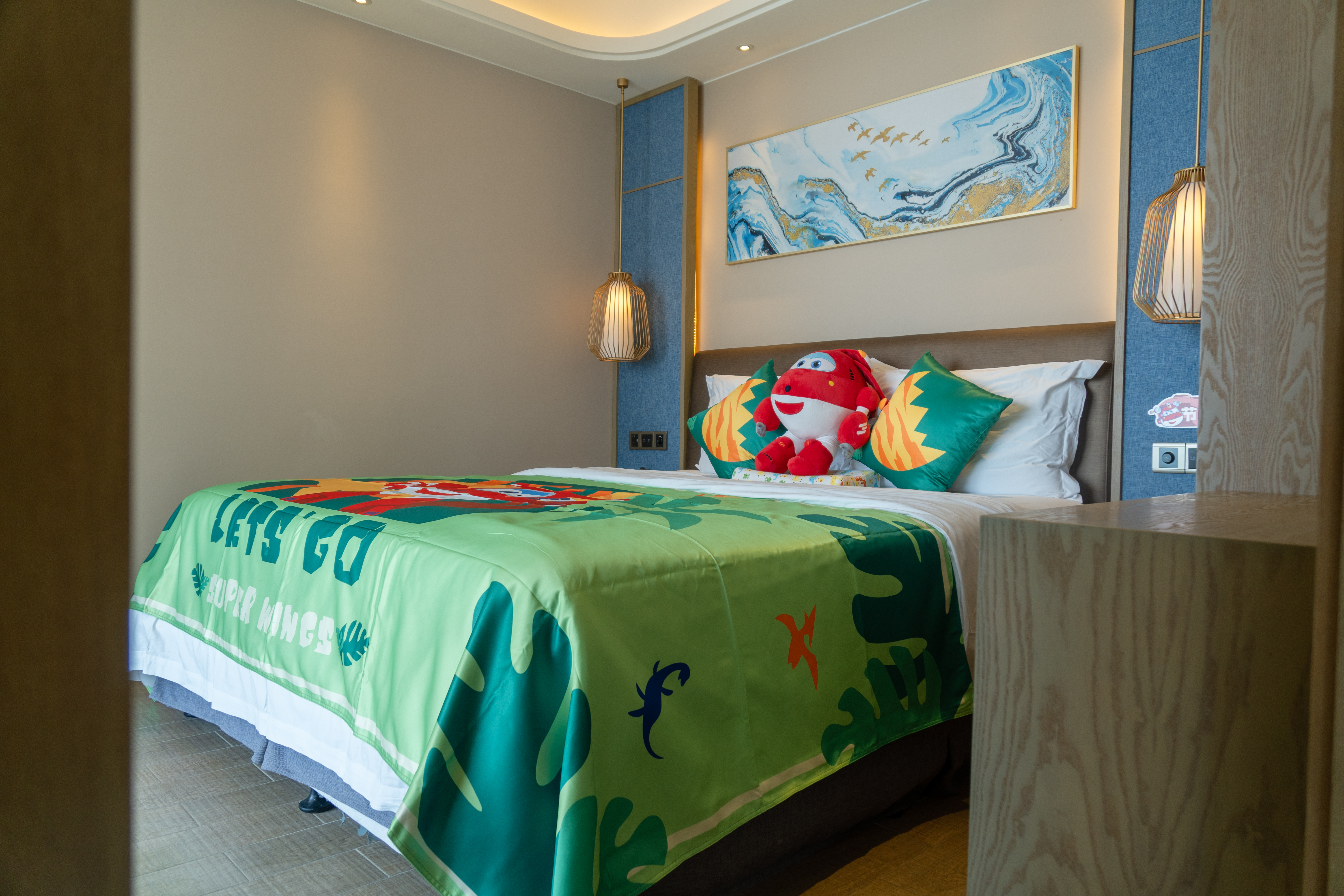 酷芽超级飞侠恐龙两房一厅亲子套房