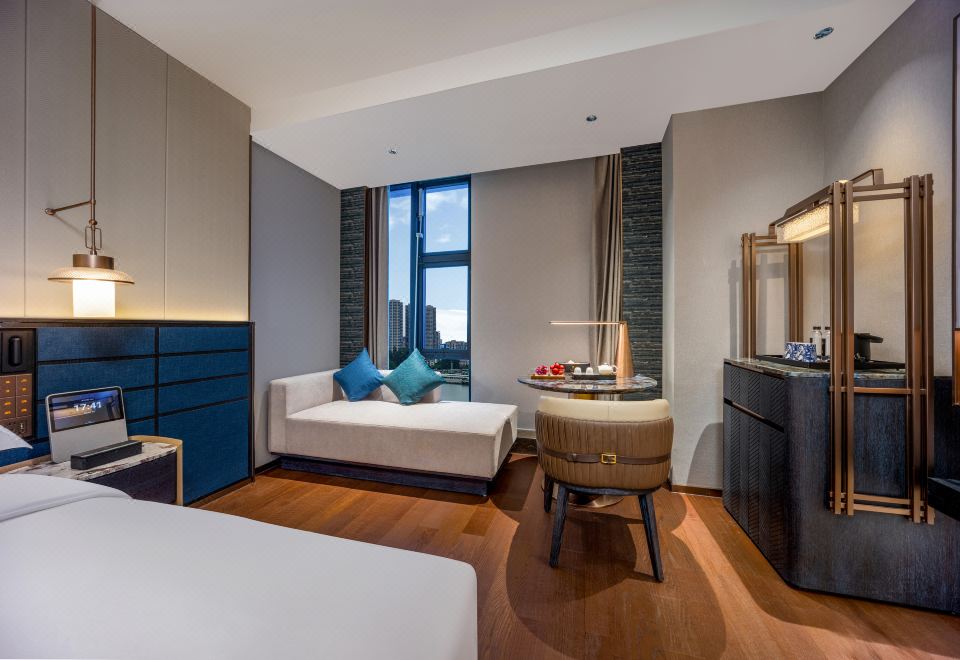 江韵大床房（舒达床垫+智能客控+Mini Bar）