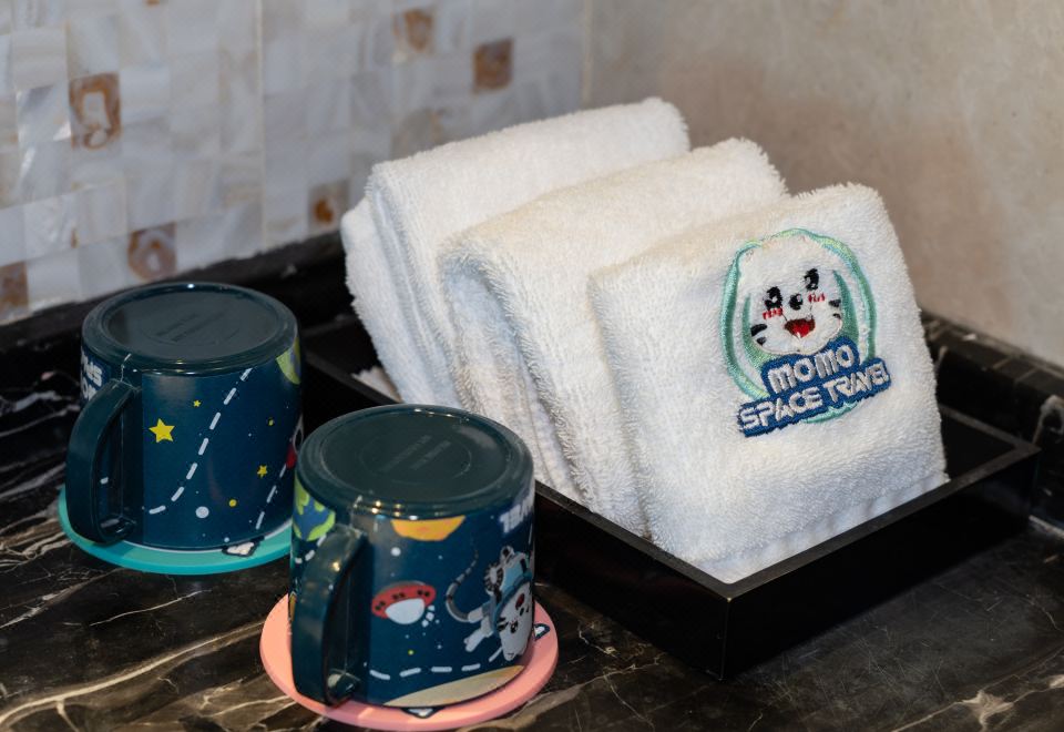 童夢奇幻親子大床房（彩蛋主題|帳篷+益智桌+游戲毯）