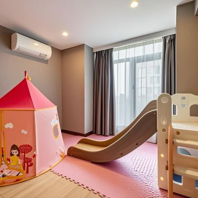 熊熊探險記親子雙床套（VIP視頻會員+帳篷+滑梯） 螢火電競概念公寓（廣州融創文旅城店）優惠