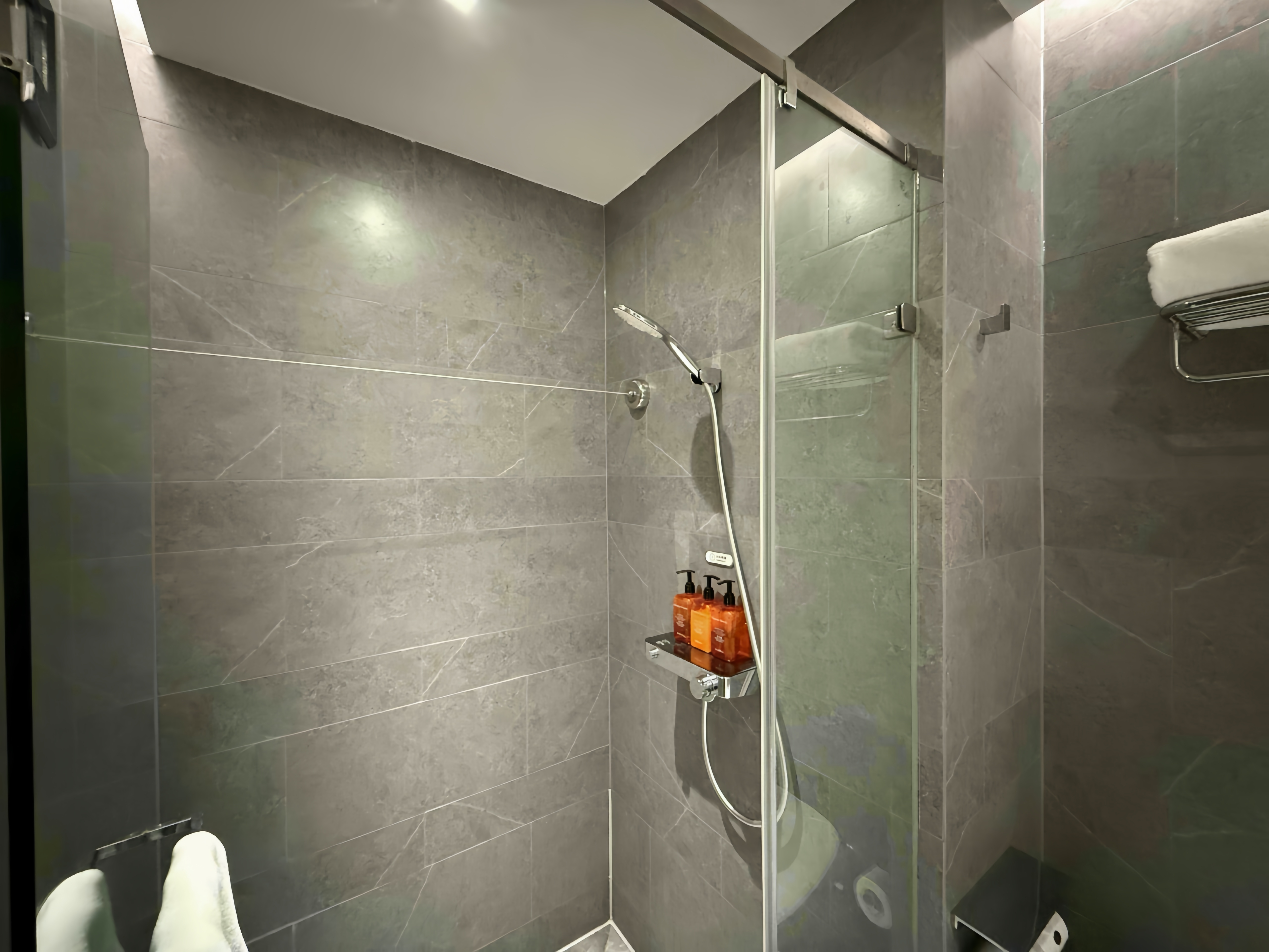 双床间（65寸投屏电视+全屋智能客控）