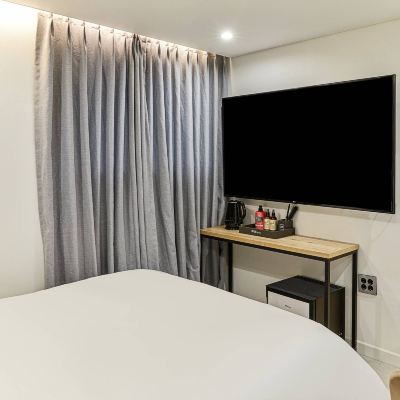 디럭스 (65인치 UHD TV+넷플릭스+에이스침대+최고사양 게임PC 1대 이용가능) Chuncheon Number 25 Namchuncheon Branch 쿠폰