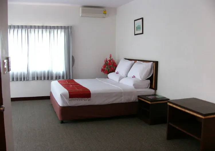 ห้องดีลักซ์ เตียงใหญ่