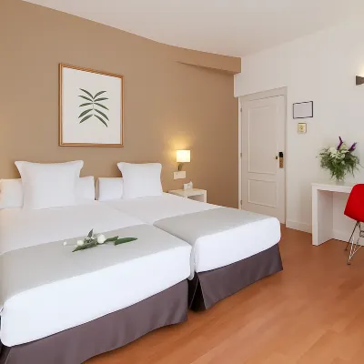 Hotel Alcázar Các khách sạn gần Bảo tàng Casa de Murillo