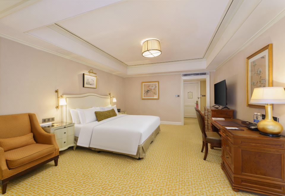 经典大床客房（乾湿分离，电动马桶）