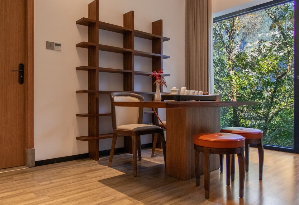 FUZHOU ROYAL HOT SPRING HOTEL & RESORTYunshui Pavilion - Family And Friends Villa (Two Bedroom+Indoor Hot Spring Pool)