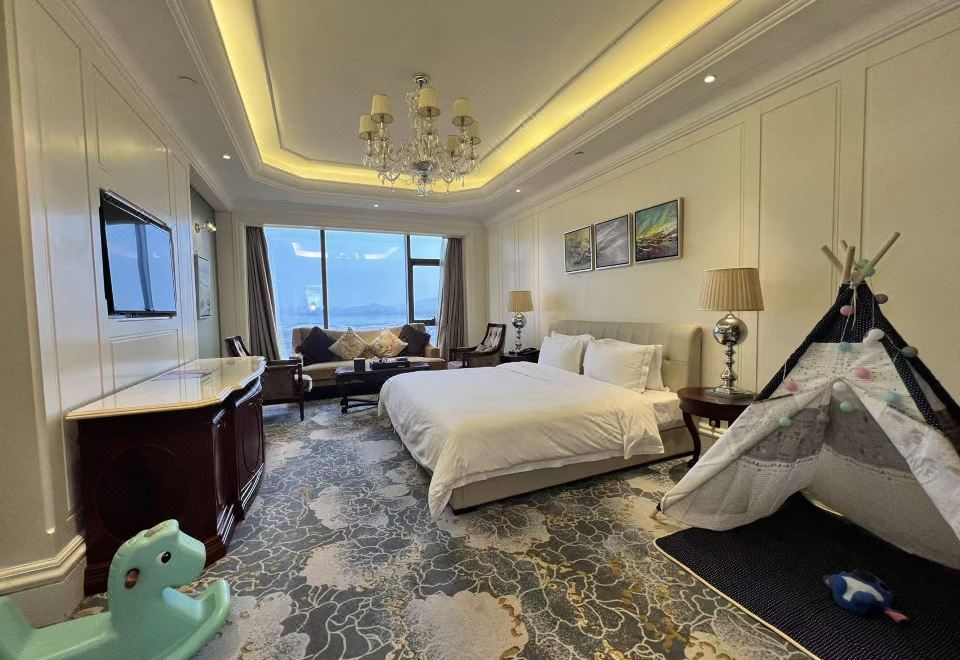 至尊海景汽車親子三臥套房【小童小帳篷+小童用品】