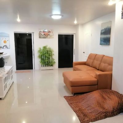 Villa 4 Bedroom Jesse Apartment Promo Code