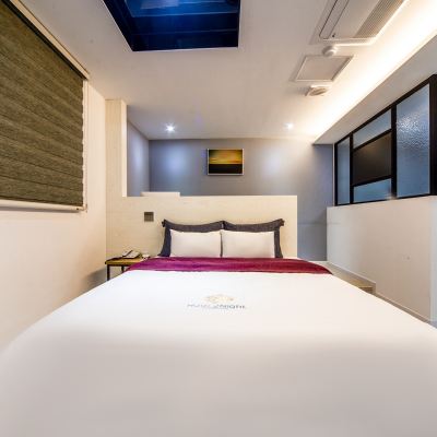 Premium Room 2Night Promo Code