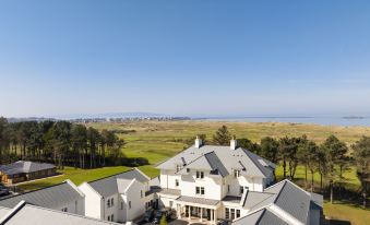 Dunluce Lodge - Small Luxury Hotels of the World - Housity