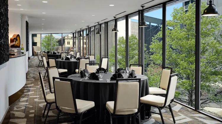 DoubleTree by Hilton Hotel Nashville Downtown Dining/Restaurant