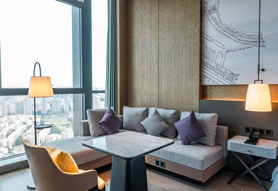 270°大落地窗城市景观|全景双床房