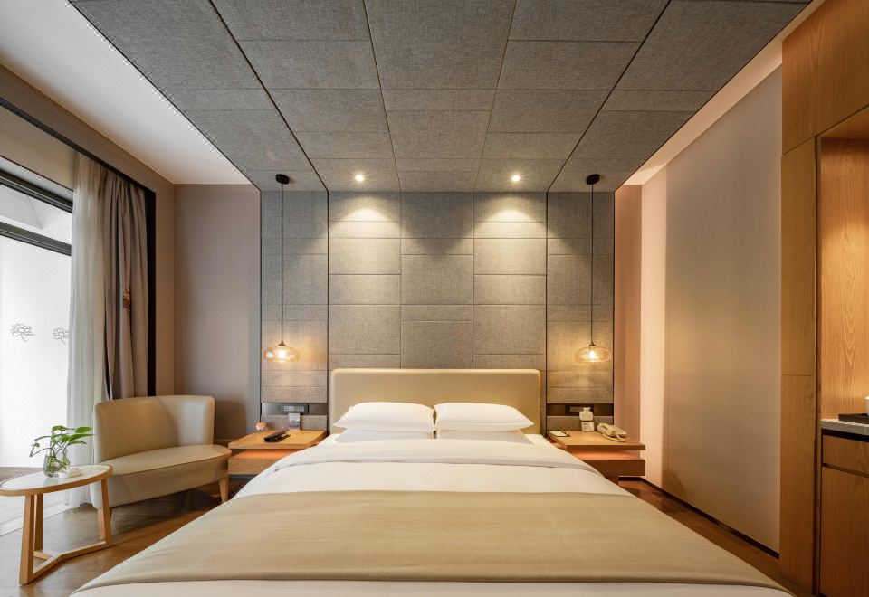 2号楼·阳台观景大床房