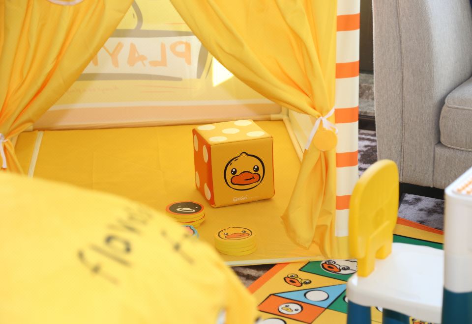 B-Duck 亲子奢华江景大床房