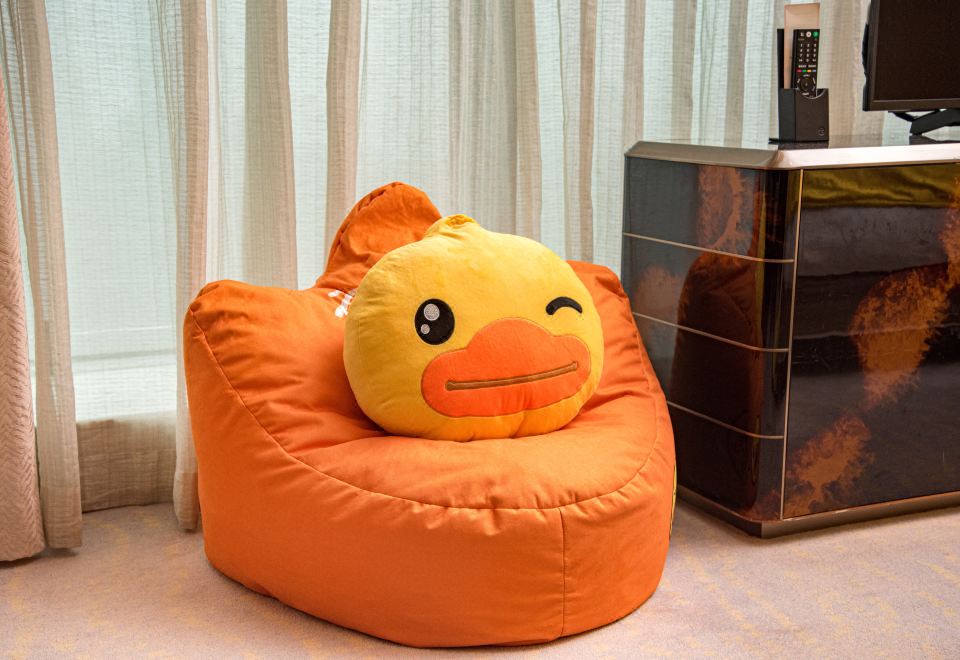 The Langham HefeiB.Duck Kids Theme Room