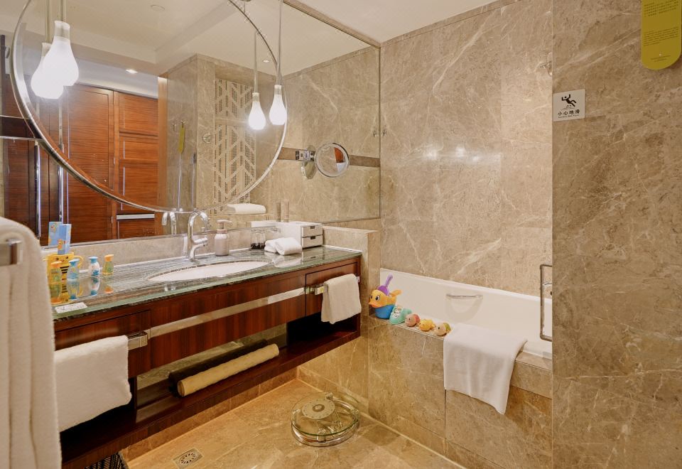 糖果飛屋湖景雙床房B（迷你廚房丨帳篷）