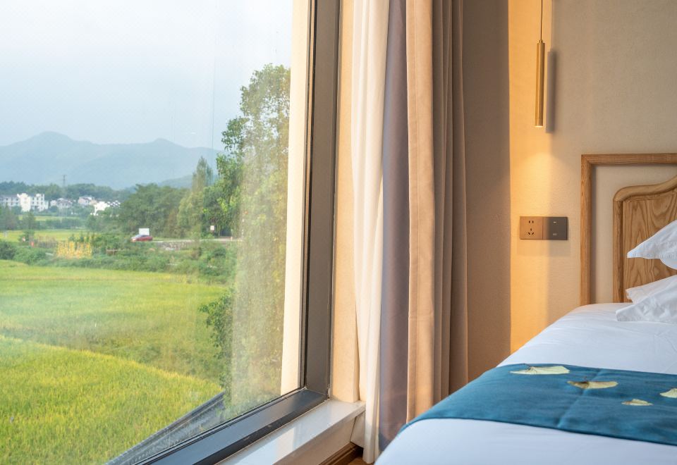 遠山·雙床間（全實木+石墨烯地暖+電動窗簾+智能馬桶）