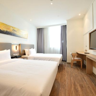 商務雙床房（舒睡床品+投屏電視） 品睿飯店（上海虹橋國際機場店）優惠