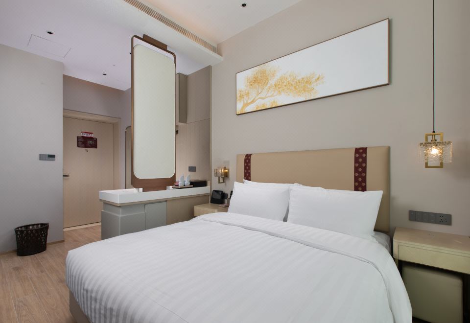 灣景高級大床房（灣景景觀+Mini吧+智能語音）