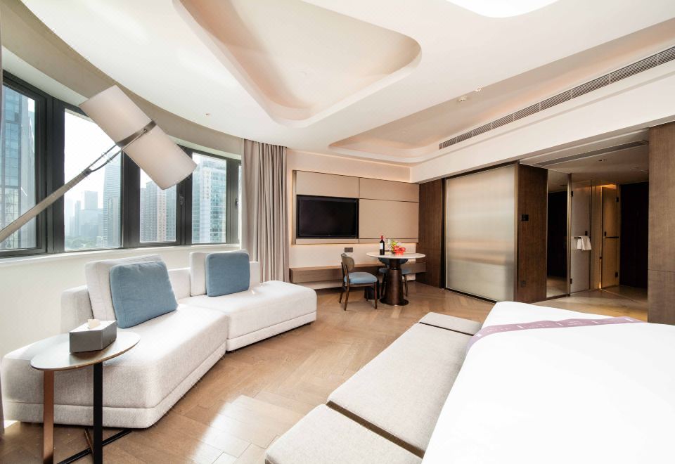 IMPERIAL TRADERS ELONG HOTELGrand Queen Room