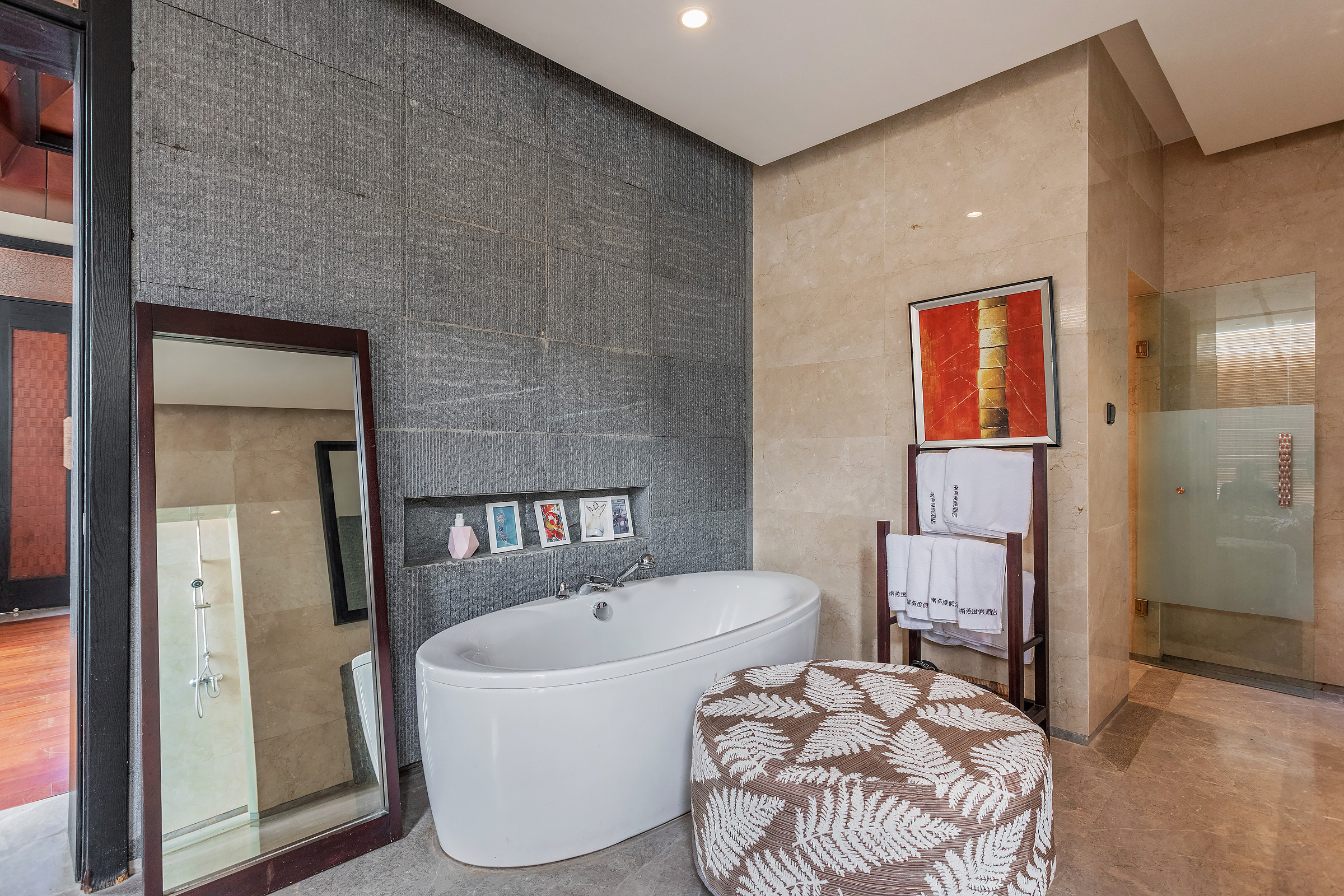 私家泳池别墅·单卧三床