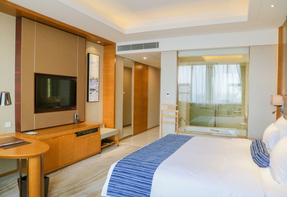 贵宾豪华大床房【沙北云端+尊贵臻享】