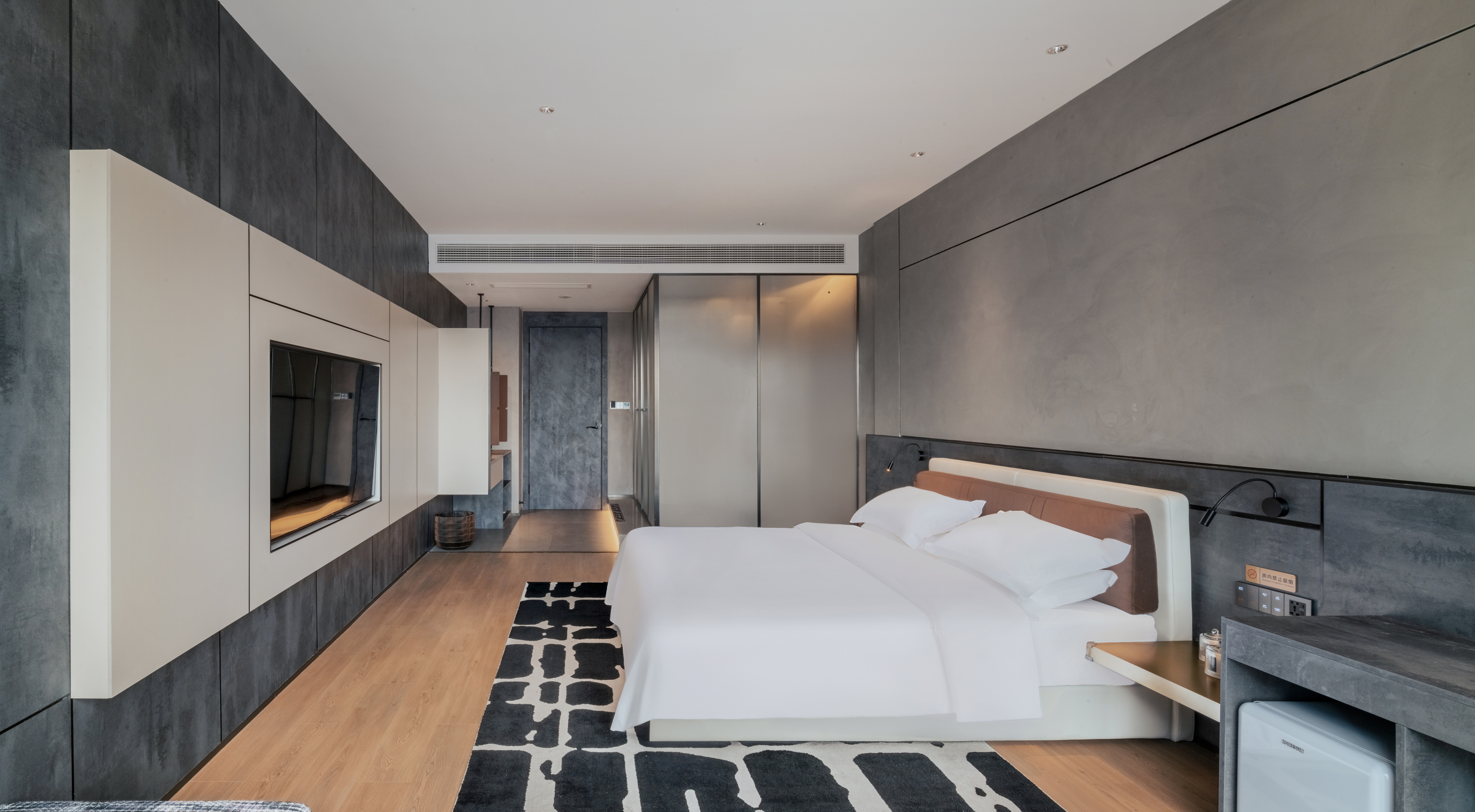 TiAmo奢华大床房[智能客控+芝华仕头等舱床垫+全套科勒衞浴]