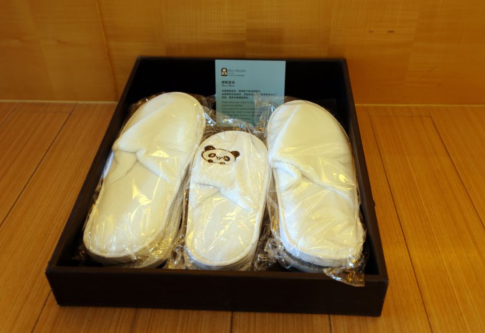 Pan Pacific BeijingFamily Friendly Deluxe Room (King Bed)