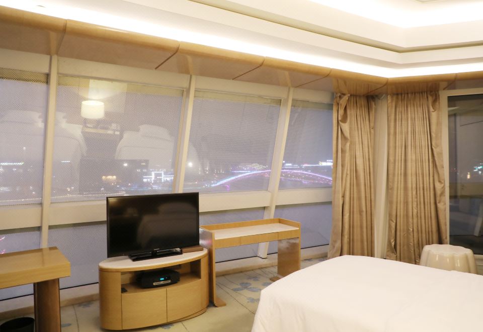 温泉·霓虹夜景太湖内湖景观大床房