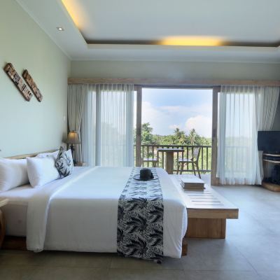 Junior Suite KajaNe Yangloni at Ubud Bali Promo Code