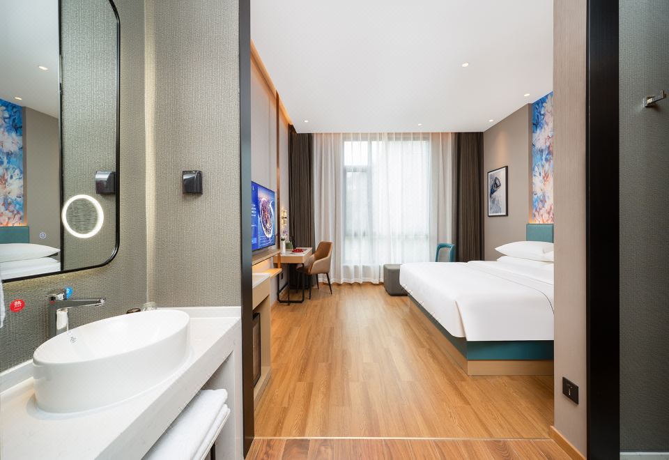 Magnotel Hotel (Jinzhong Lingshi Xinjian Street)Zero Pressure Quiet Elegance Room (Double Bed)