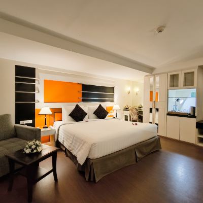 奢華套房（帶按摩浴缸） 曼谷素坤逸Key飯店優惠