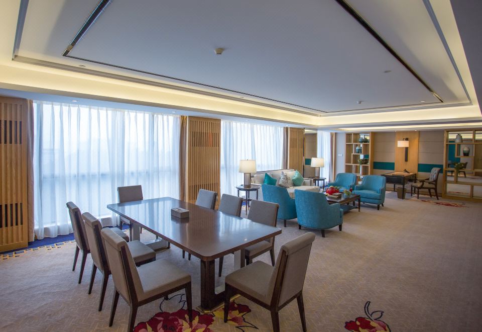 Gloria Grand Hotel JishouExcutive Royal Suite